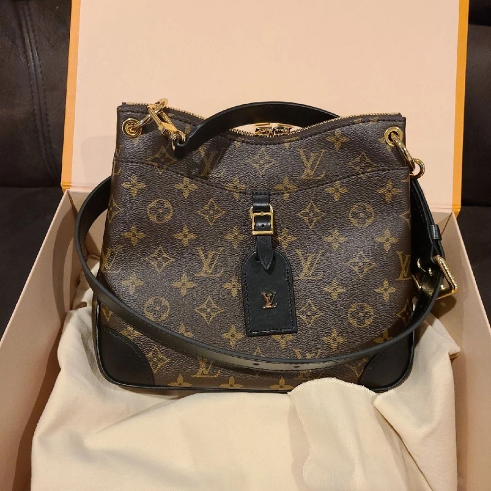 Louis Vuitton Odeon Noir PM